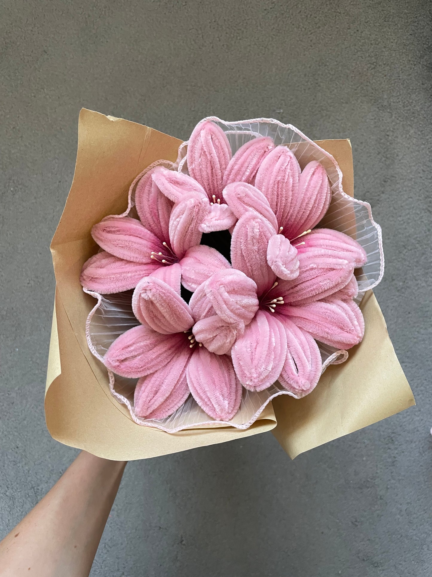 Lily Bouquet - Singular Colour